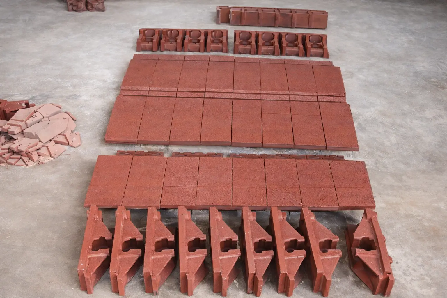 Boiler grate bars and refractory tiles for solid fuel combustion systems in industrial boilers, Boiler Grates, Travelling Grate Bars.